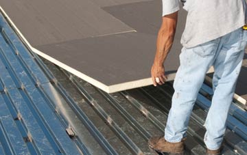 benefits of insulating Derwenlas flat roofing